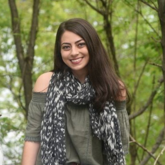 Meet your Posher, Mikaela - Picture 2 of 2